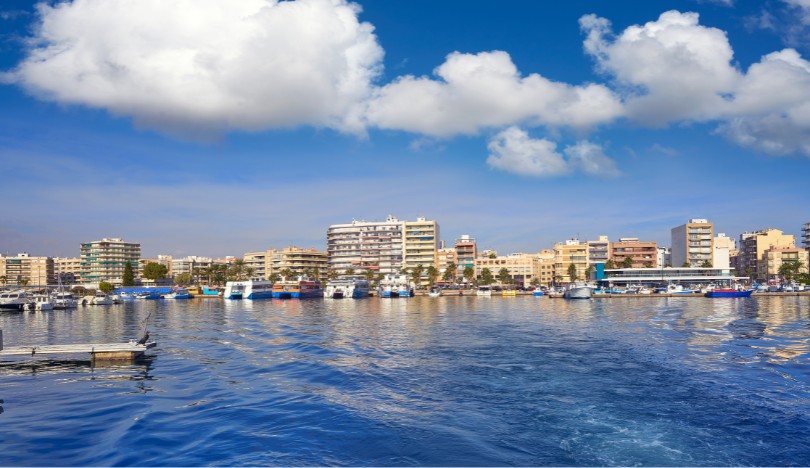 santa_pola_elado_ingatlanok_w01